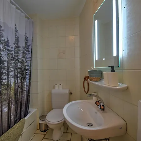 Cosy Au Centre De Morzine, Pour 4 Pers Avec Balcon, Proche Des Pistes Et Services - Fr-1-524-124 Morzine